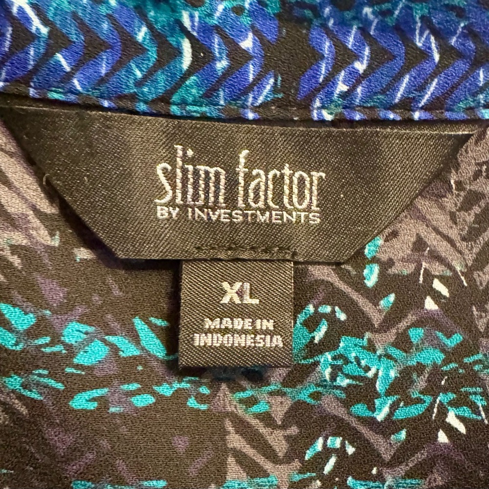 Investments Slim Factor Vibrant Blue and Black Shirt - Picture 5 of 10